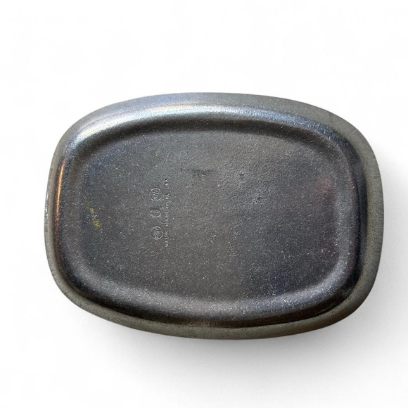 Pewter Bread Tray – “Give Us This Day Our Daily Bread” | Vintage Farmhouse Vibes - Picture 3 of 7